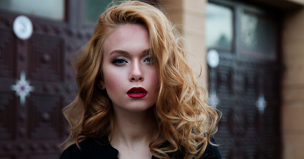 how to match a hairstyle with makeup