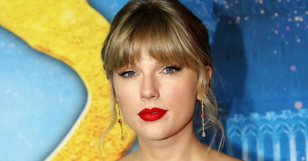 no makeup Taylor Swift