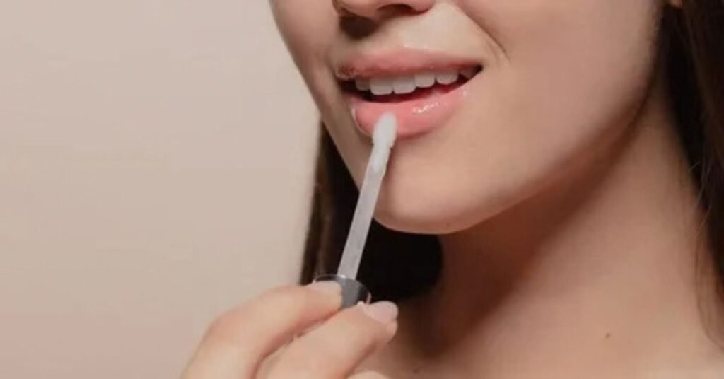 brown lip makeup 2026