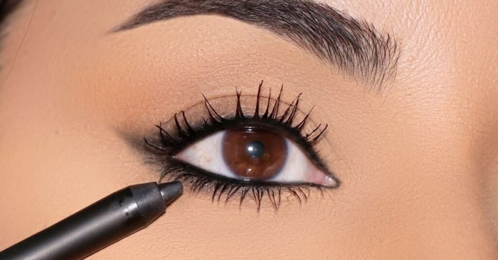 kohl eye makeup look